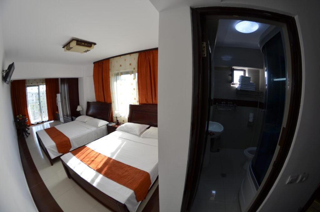 Отель Smarthouse Костинешти Экстерьер фото