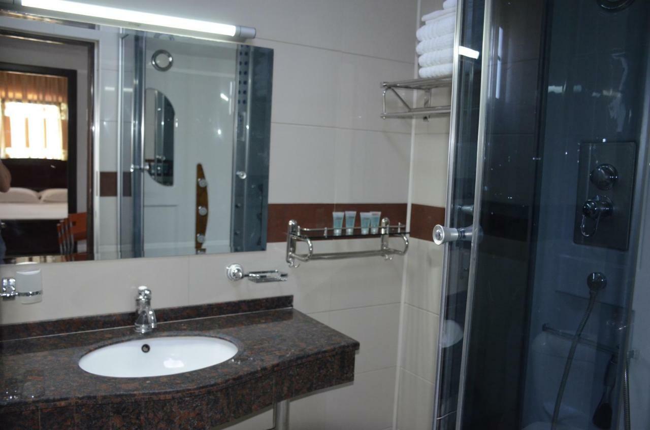 Отель Smarthouse Костинешти Экстерьер фото